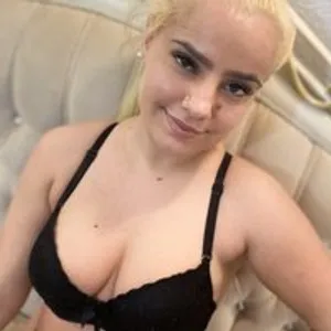 KaylaHy189 from bongacams