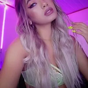 KaylaJoness from bongacams