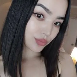 KeeleyMin from bongacams