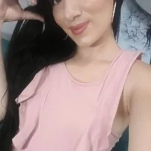 Keilly-cute from bongacams