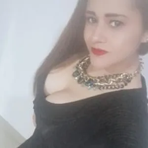 Kiarablazer from bongacams