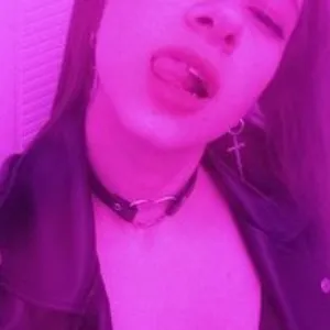 Kim-Rox from bongacams