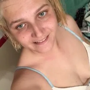 Kimberlyann10 from bongacams