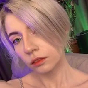 KimmiSayke from bongacams