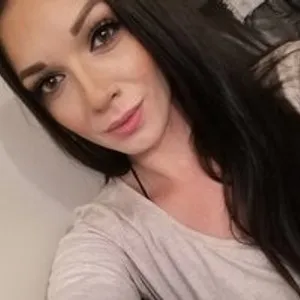 KinkyVivien from bongacams