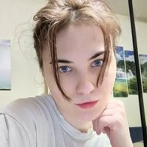 Kira341 from bongacams