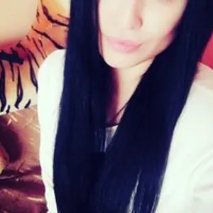 Kira761 from bongacams