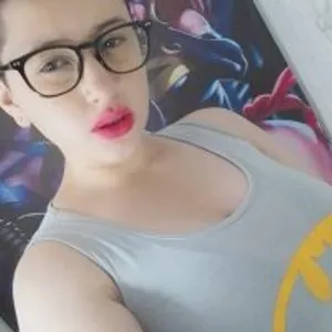 KirstenWarren from bongacams