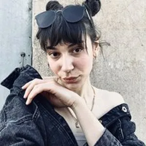 Kisalarissa from bongacams