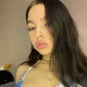 KissKisaaa01 from bongacams