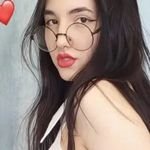 KittyKoki from bongacams