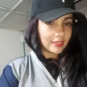 KittyLola2 from bongacams