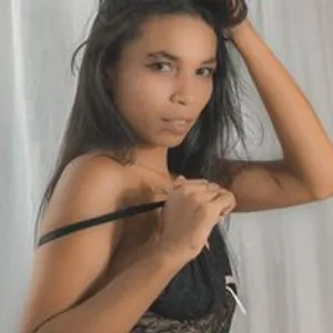 Kittyfly from bongacams