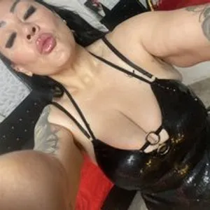 Kittyhotass1 from bongacams