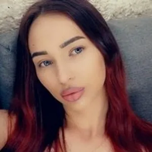 KrissKissaaa from bongacams