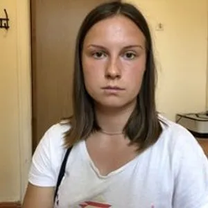 Kristenniya from bongacams