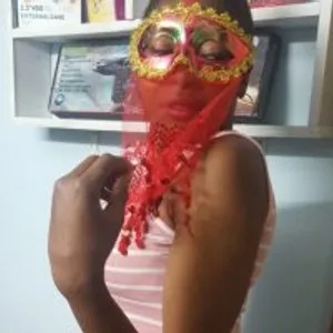 LA-NEGRA-HOT from bongacams