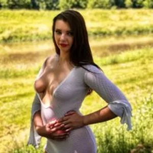 LadyDe from bongacams