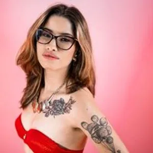 LaiaStewart from bongacams