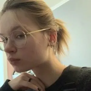 LanaDuckMi from bongacams