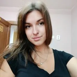 Larocka99 from bongacams