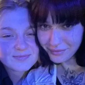 LesbianSquad from bongacams