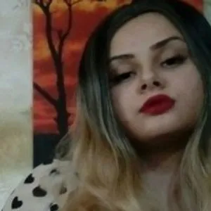 LessyMoore from bongacams