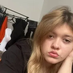 Lesyatvoi from bongacams