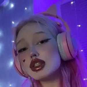 LetlleePie from bongacams