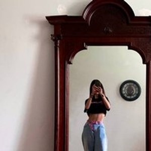 Visit LexiLuxx Room