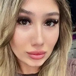 LexyBabe from bongacams