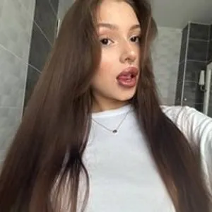 LeylaBrooklyn from bongacams