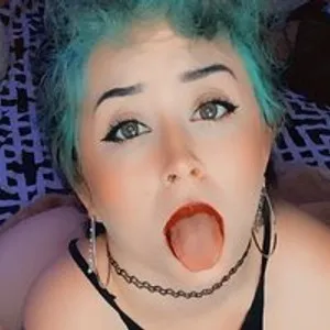 LilDumbBunny from bongacams