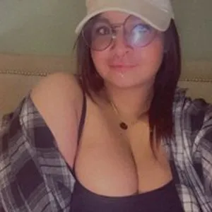 LilLenaLove from bongacams