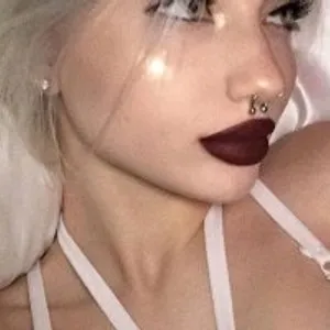 LilTay17 from bongacams