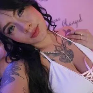 Lillith-greyy from bongacams