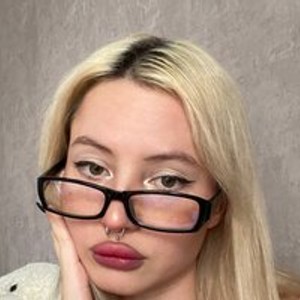 LillyEll's profile picture