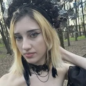 Linaf from bongacams