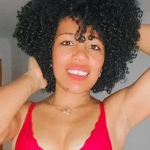 Lisycubana from bongacams