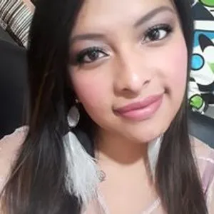 Little-Naomi from bongacams