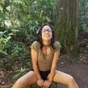 LolaFeliz from bongacams