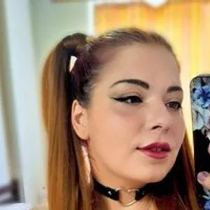 LolaFoxix from bongacams