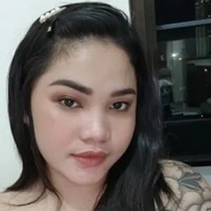 Lolaa15 from bongacams