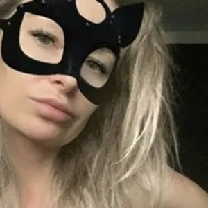 Lolasam from bongacams