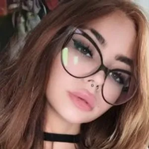 Loli76 from bongacams