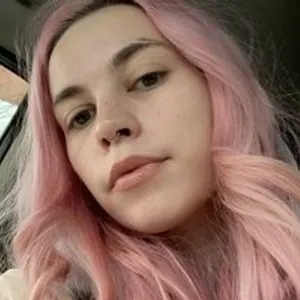 Lolo-pink from bongacams