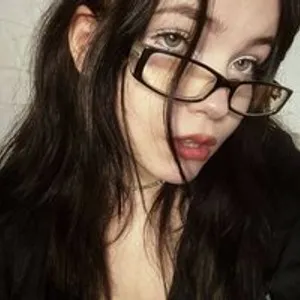 Lori-Juce from bongacams