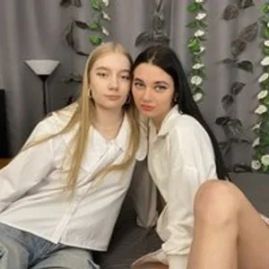 LuciaCaroline from bongacams