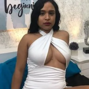 LucianaPerez from bongacams