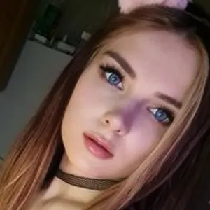 Luckbabya from bongacams